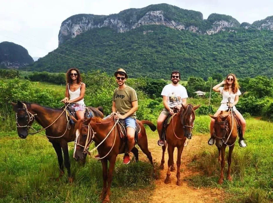 private tour in classic american car to vinales