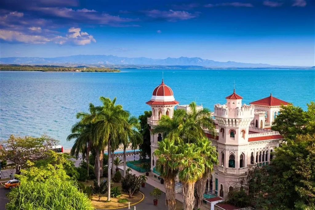 Guided excursions in Cienfuegos